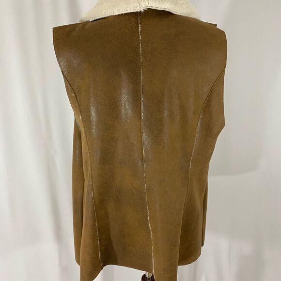 NWOT Bagatelle Open Front Vest - Picture 5 of 9